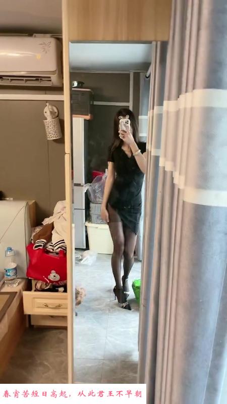 制服丝袜小姐 第1张