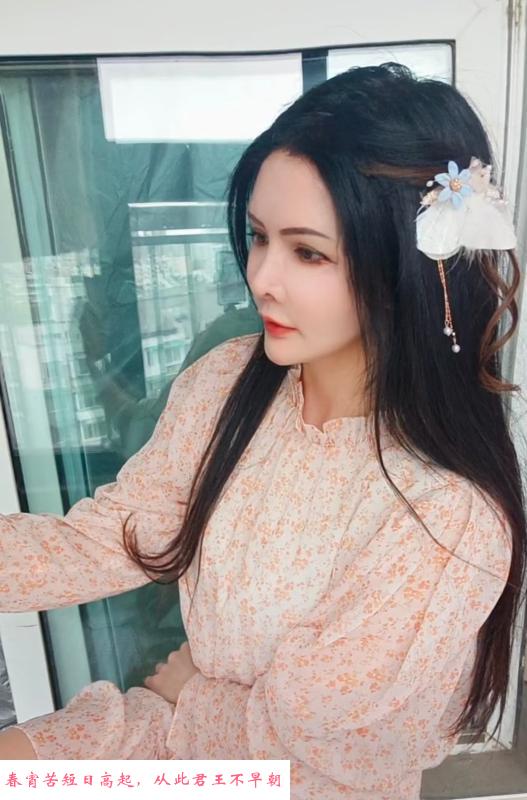 杭州混血美女曼妮 第1张