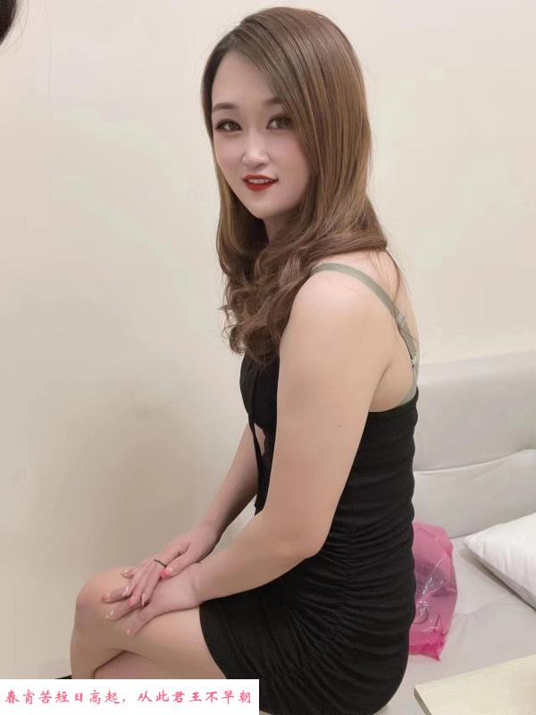 微胖小月胸大嫩 第3张