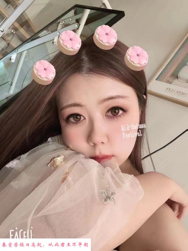 花花小美女 第1张