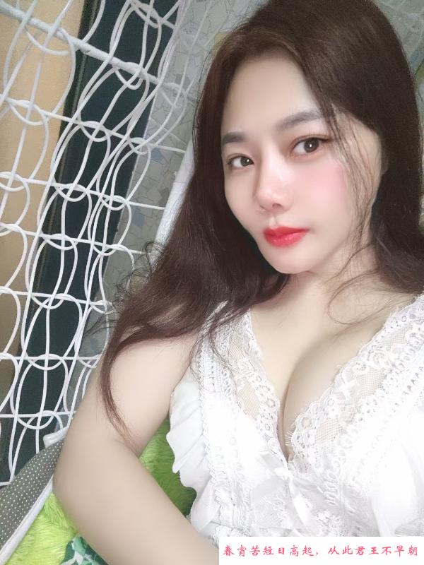 滨江大胸妹 第3张