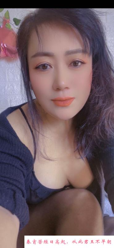 韵味十足的少妇姐姐 第1张