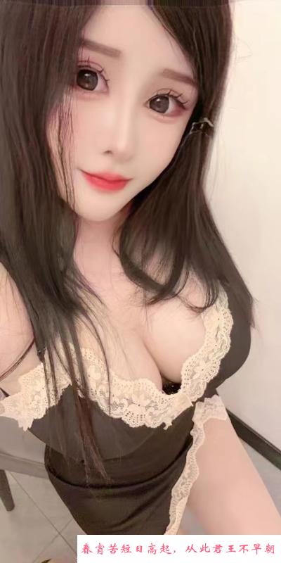 陆家嘴大波肥臀女 第1张