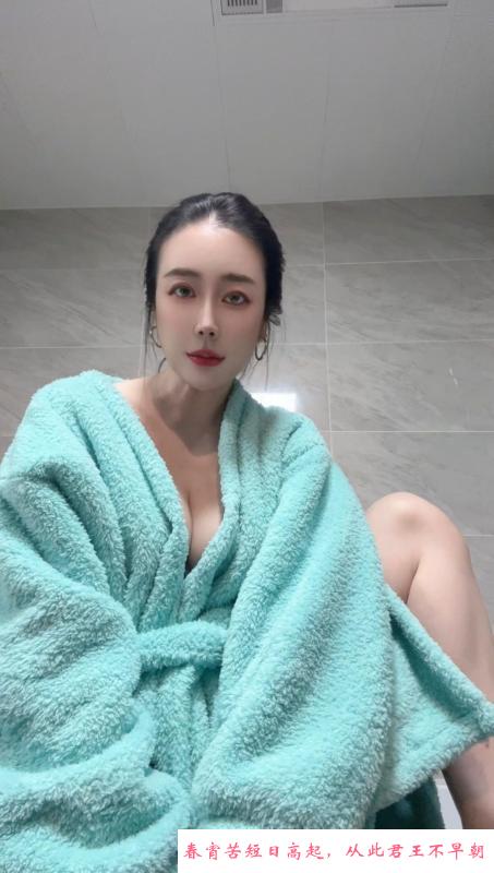 二刷妩媚性感御姐 第3张