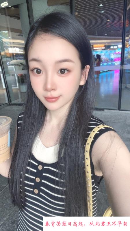 身材好嫩妹小星星 第2张