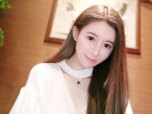 兼职小妹被操到失禁求饶 第1张