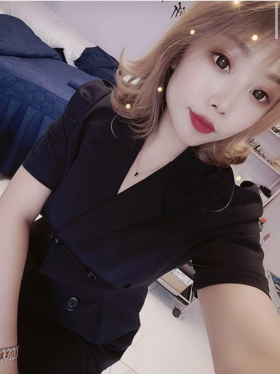 岳麓区兼职做美容的小姐姐,气质型美女! 第2张