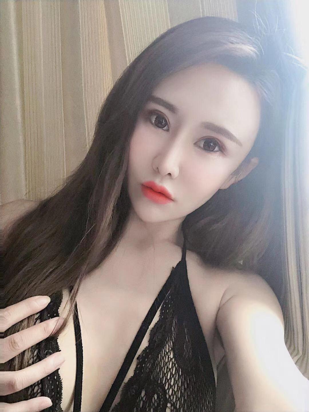 佛山超高颜值模特身材小姐姐 第3张