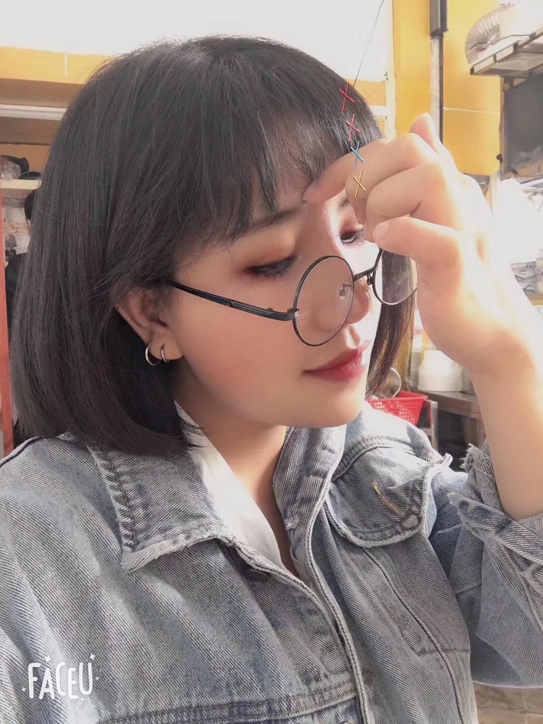 C杯大胸妹子，很听话 第1张