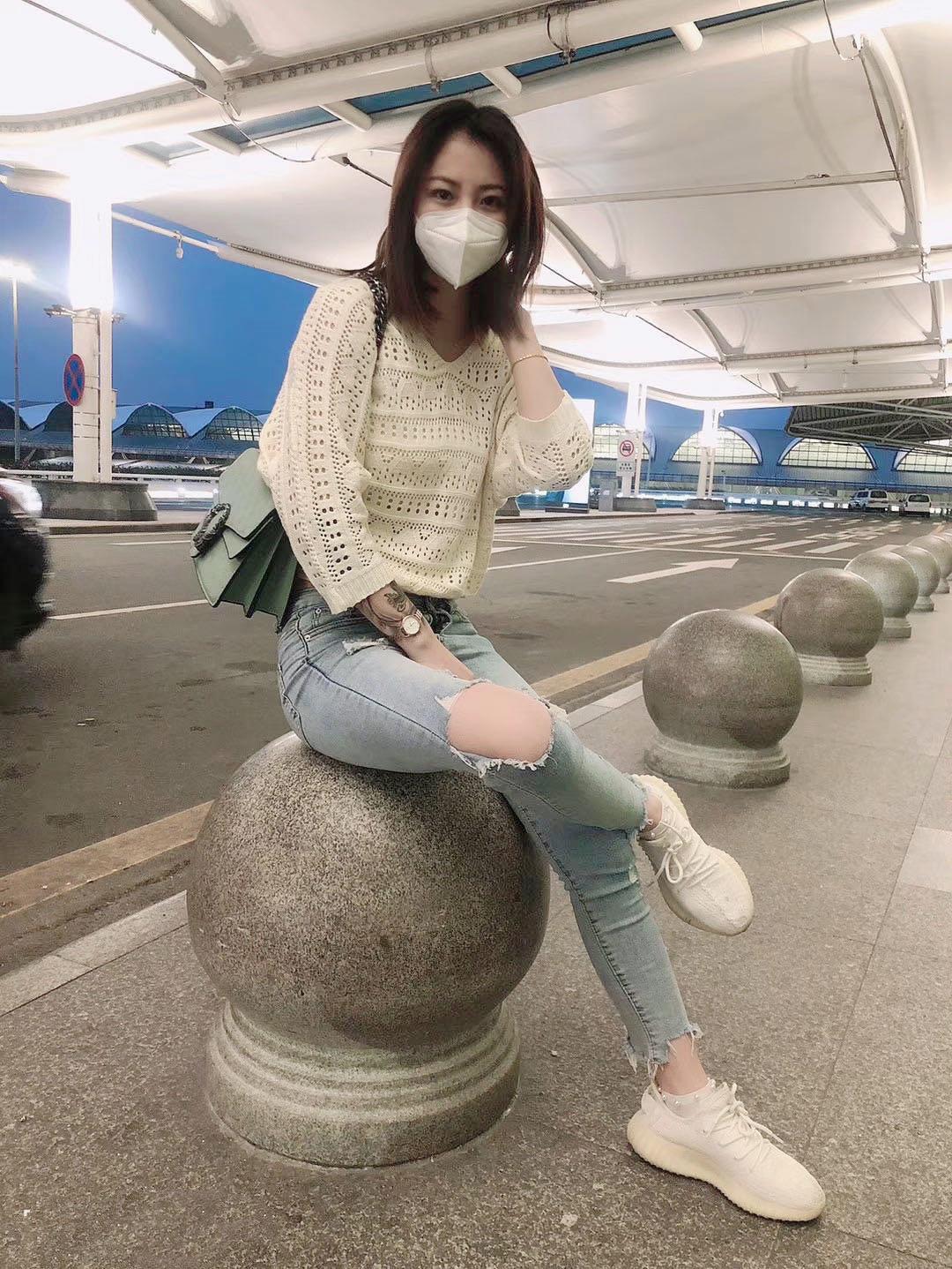 2020年9月1小性感颜值8分真实的妹子,胸器惊喜 第4张