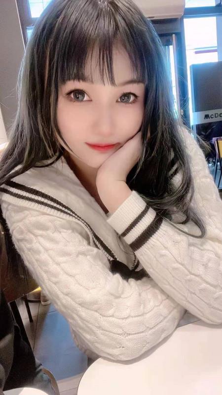 越秀大眼萌妞柚柚 第1张