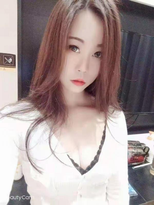 刚下海纯情小少妇 第1张