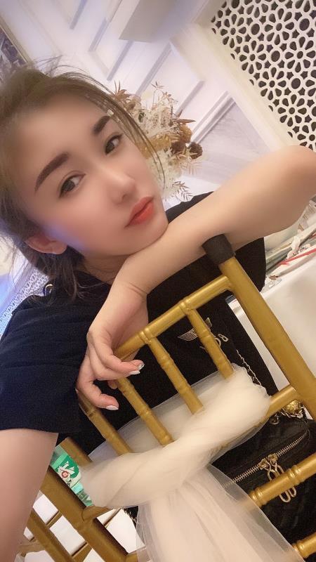 弘燕路好看的妹子 第2张