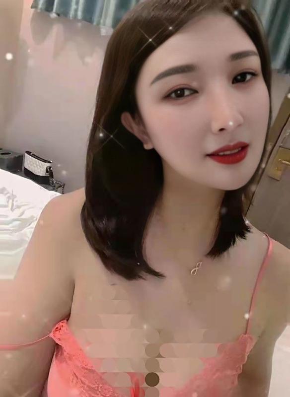 昌岗妹子 第1张