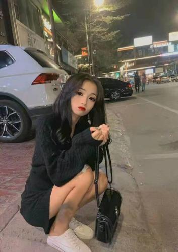 洗浴年轻妹子菲儿各种满足 第1张