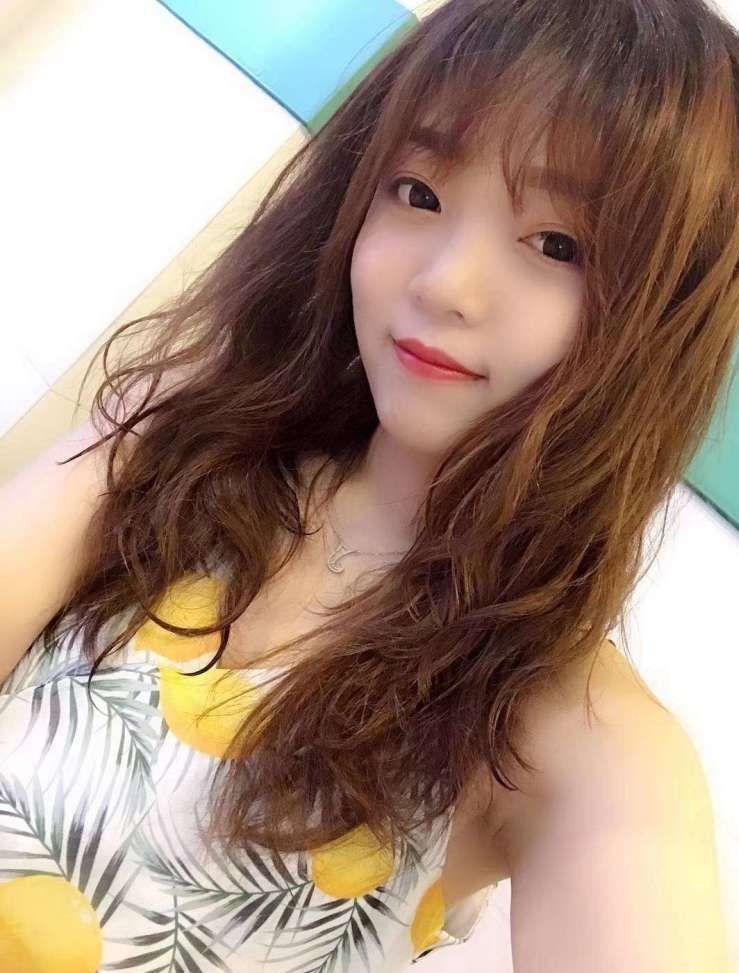 青羊区寂寞了找的一个外围美女 第2张
