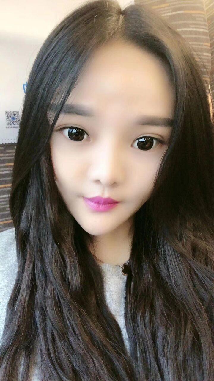 还行的妹子 第1张
