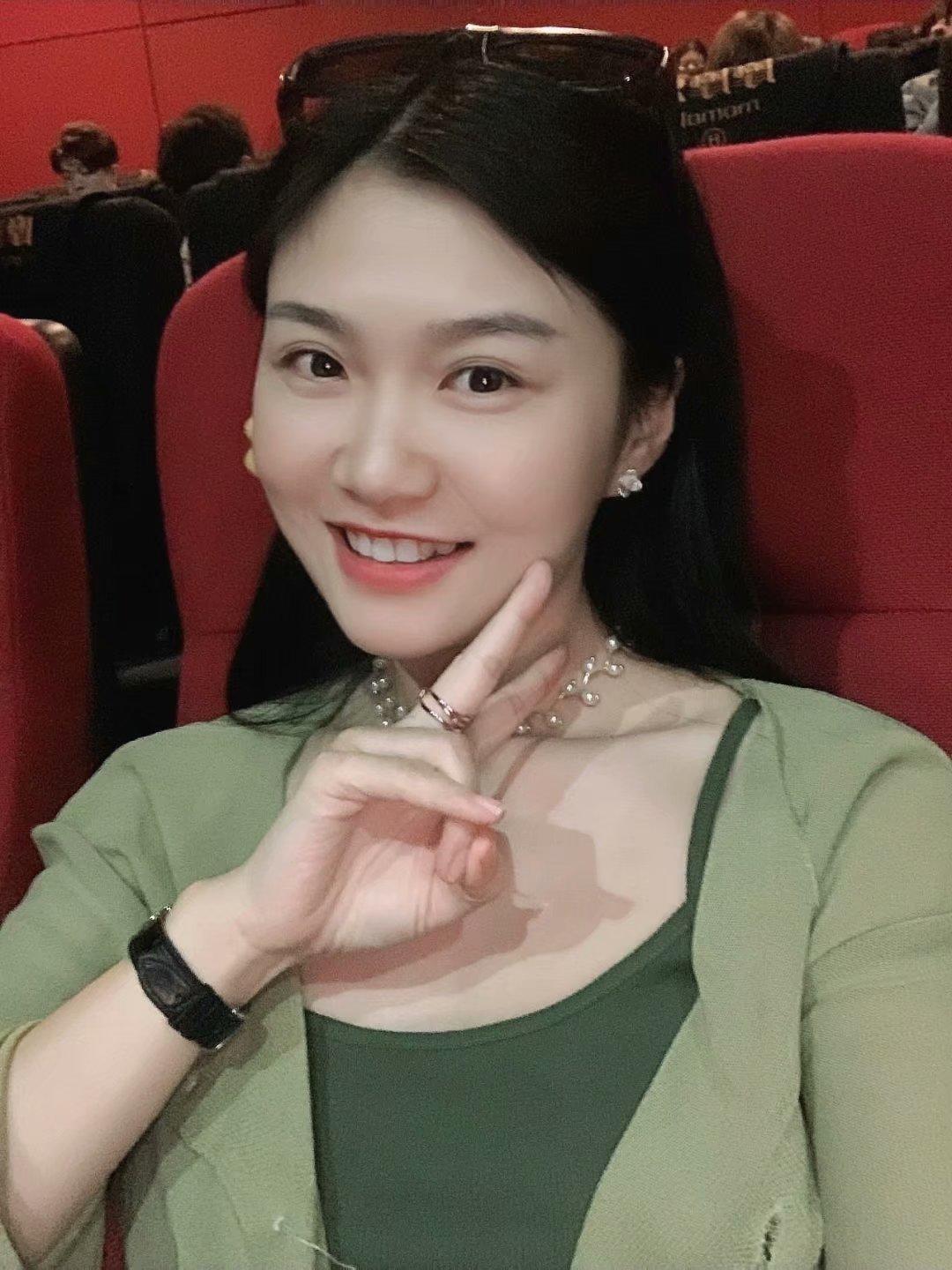 新人川妹子刚下水。白净，胸大，苗条 第2张