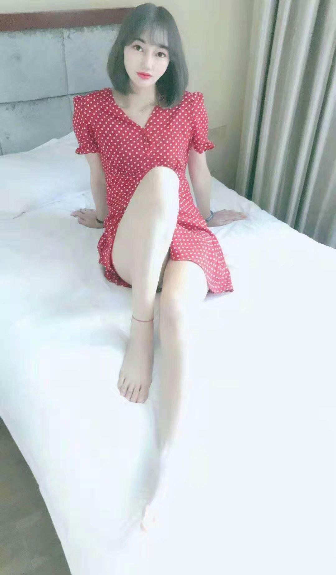 成寿寺不错的妹纸 第1张