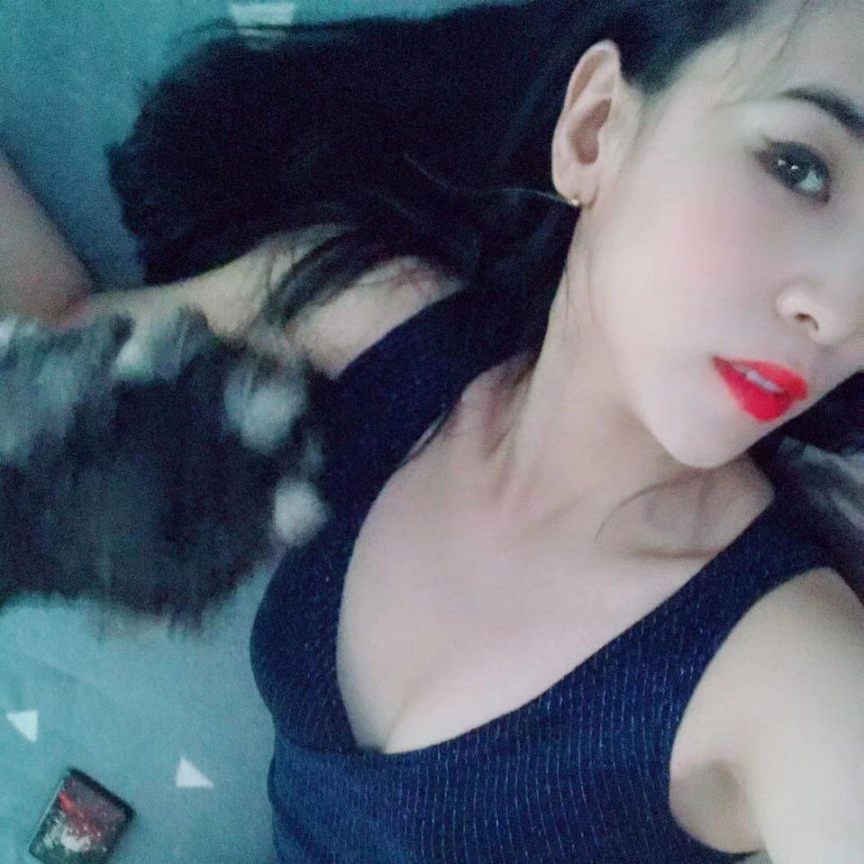 纯天然大奶妹子 第1张