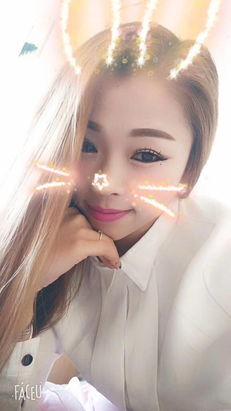 身高超过170CM小妹妹很漂亮,口技惊人可以口爆 第2张