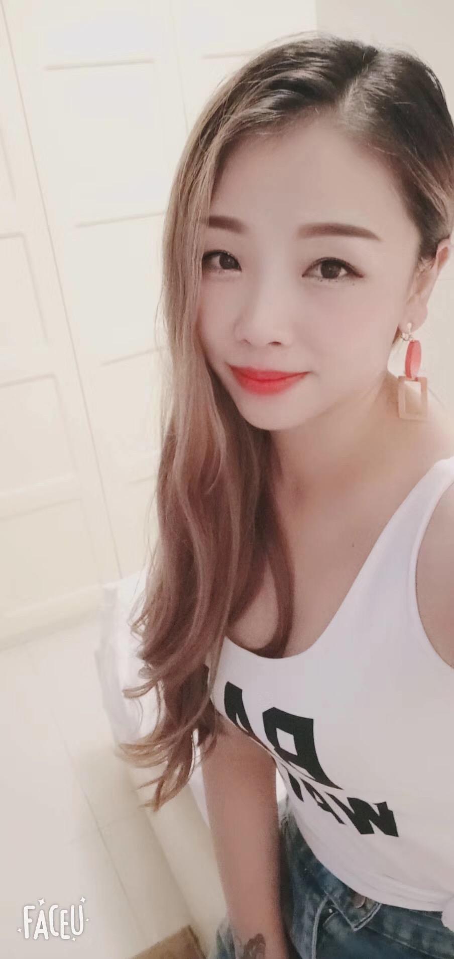 身高超过170CM小妹妹很漂亮,口技惊人可以口爆 第5张