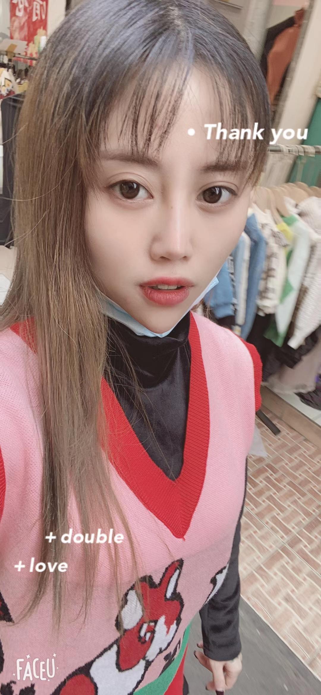 97年小姐姐，胸大服务好，墙裂推荐 第1张